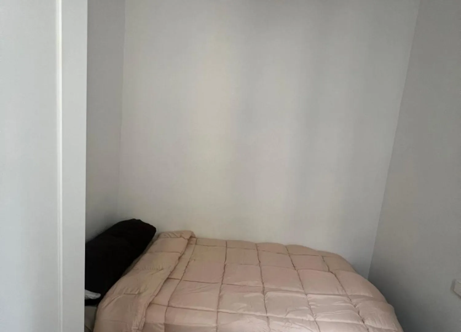 Room Montjuic Barcelona Apartment